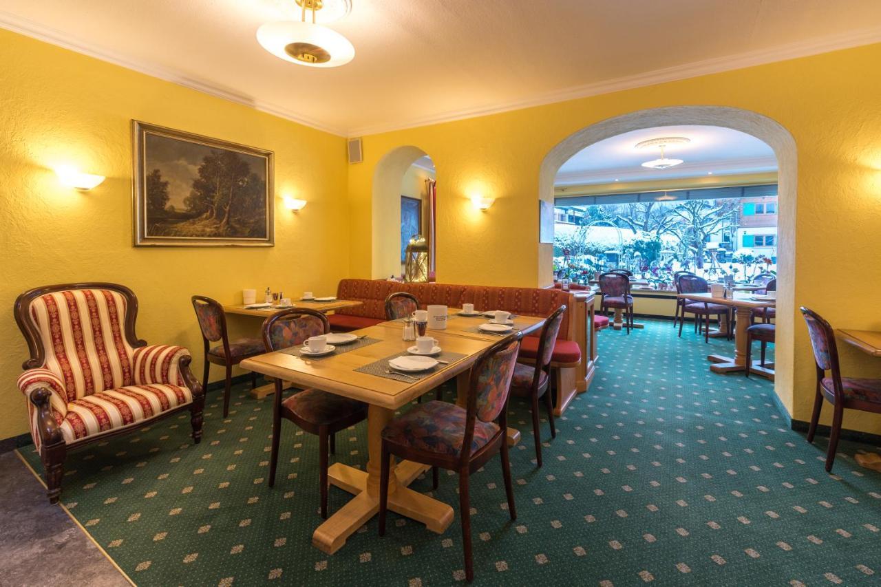גרמיש-פרטנקירכן Hotel Garni Almenrausch Und Edelweiss מראה חיצוני תמונה